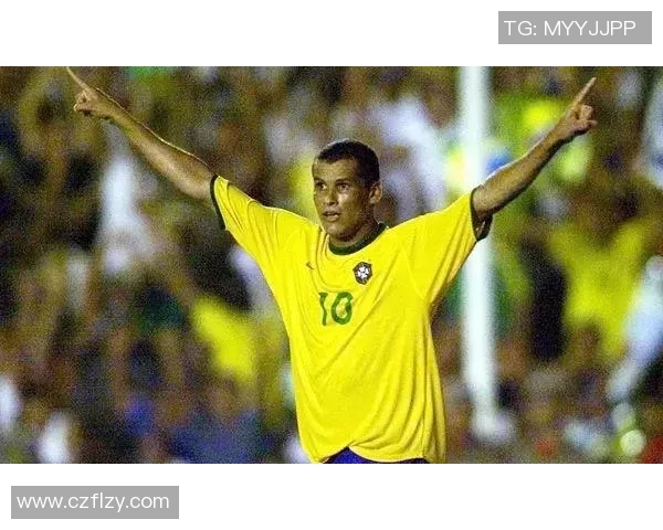 断眉足球星逆袭之路 从低谷到巅峰的传奇成长故事