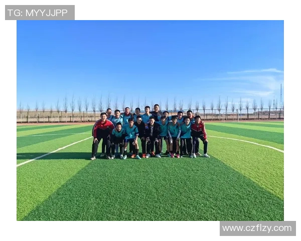 当岁月在球场奔跑传奇的面庞诉说青春与荣耀的流逝